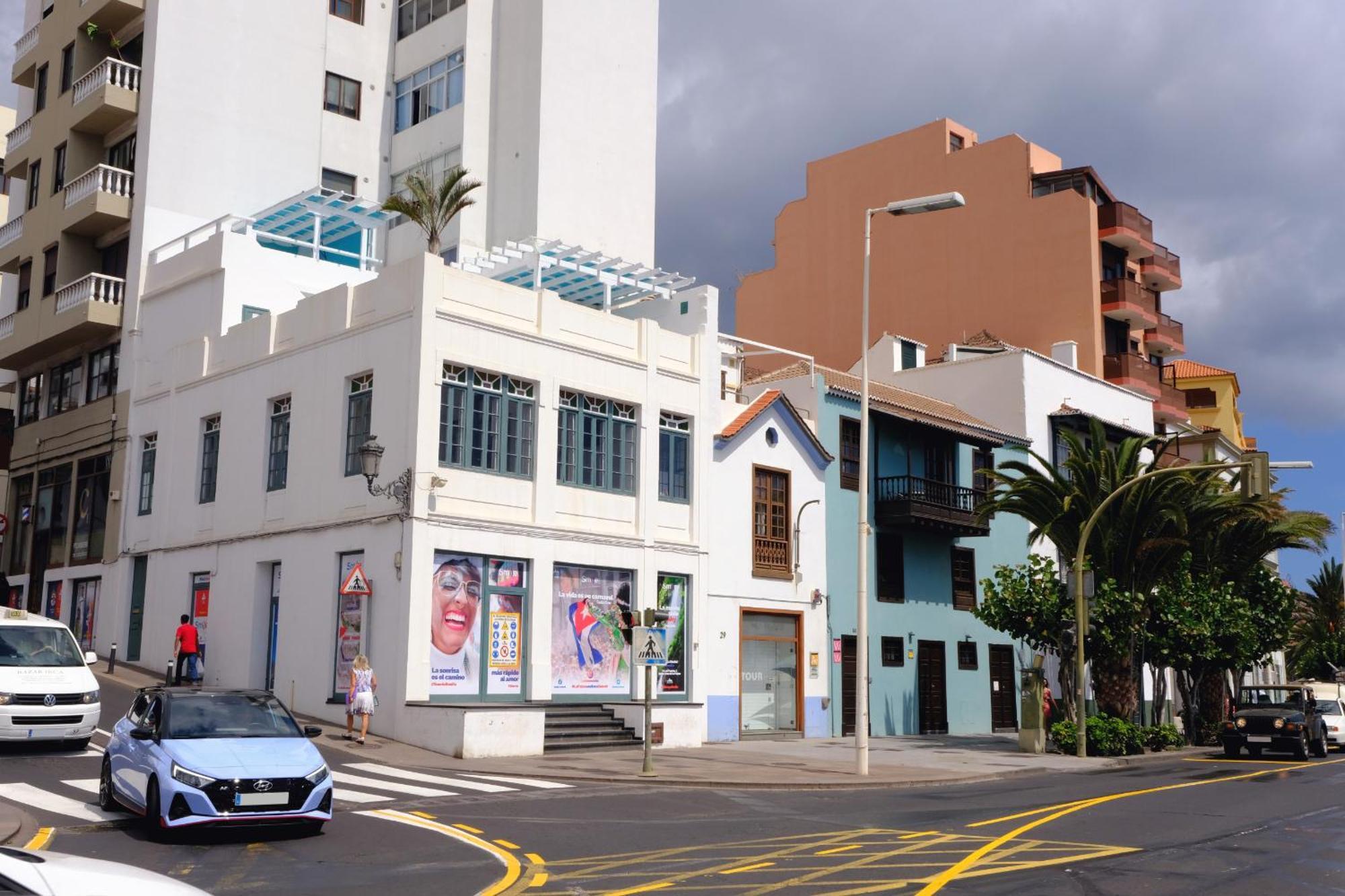 Rooftop Dreamhouse - 3br With Seaviews *